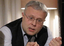 Кто финансирует оппозицию? Кто финансирует оппозицию?